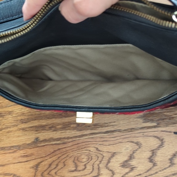 TALBOTS Quilted Greenwich Tartan Plaid & Leather Hobo Bag - Picture 4 of 10